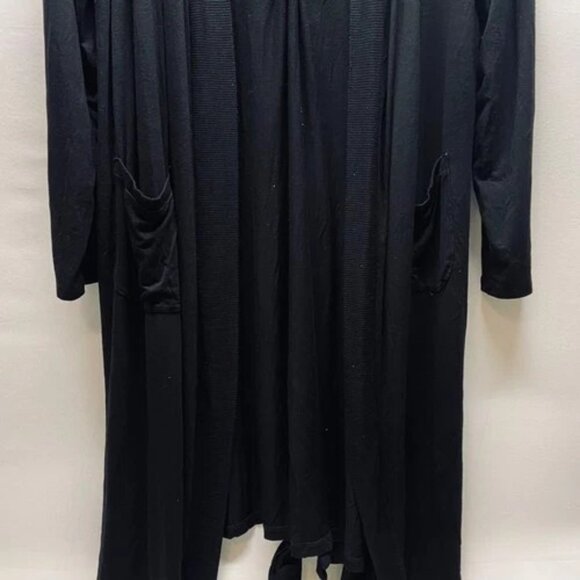 Torrid Super Soft Sleep Robe Women's 00 M/L Black Belted Pockets Rayon Blend EUC - Picture 3 of 7